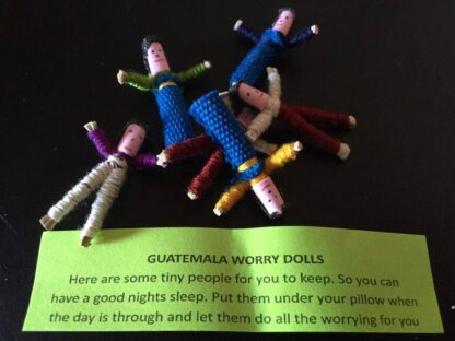 Worry Dolls, bekymmerdockor - 6st små dockor i en träask