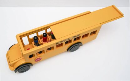 Skolbuss ST med chaufför och skolbarn 1 - Bild 3