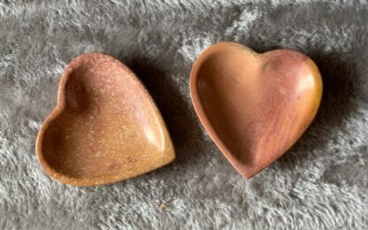 Liten Hjärteskål av Täljsten - Rosa med naturligt mönster - Bild 2