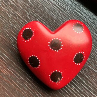 Täljstenshjärta Rött med mönster 4